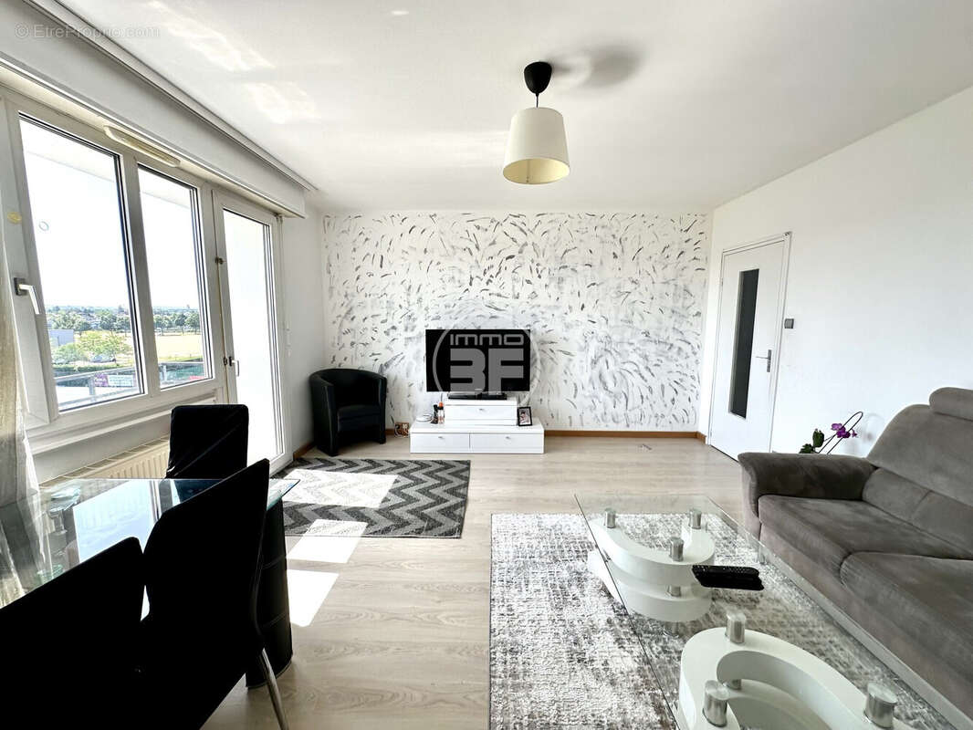 Appartement à HUNINGUE