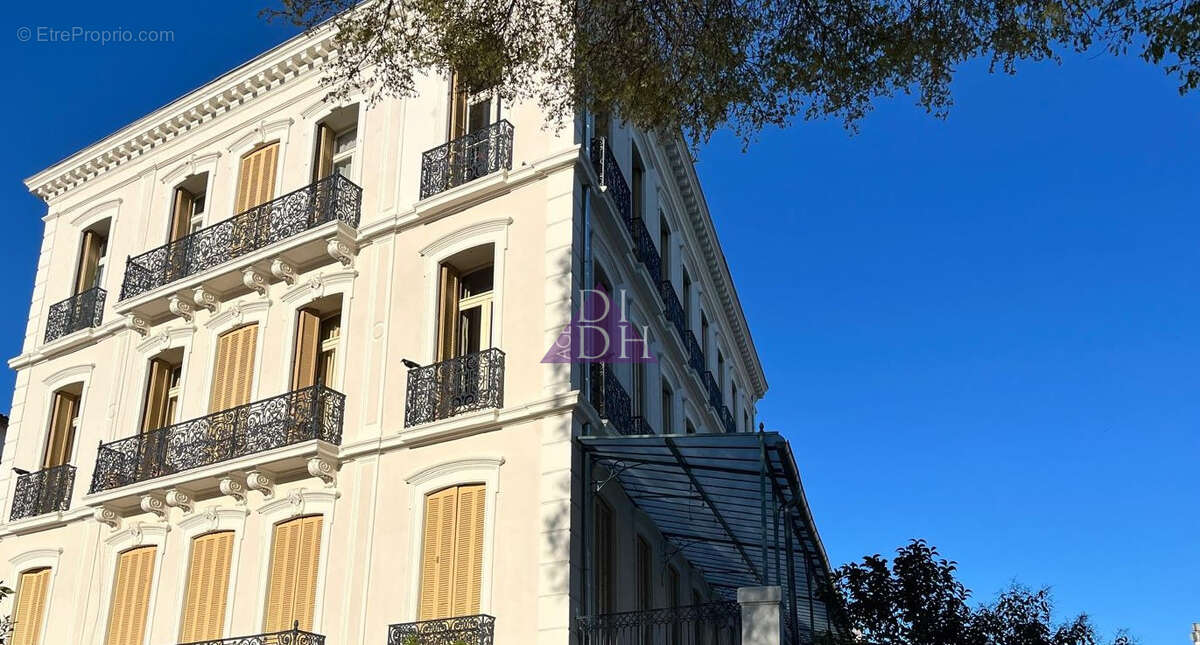 Appartement à HYERES