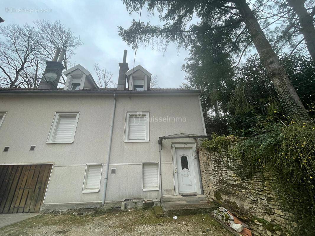 Maison à HERICOURT