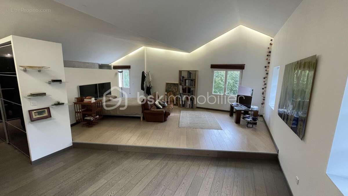 Maison de Maître d’exception avec piscine couverte et parc arboré - photo 16
