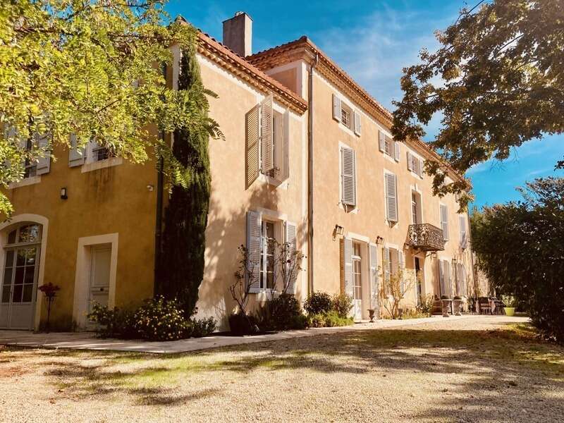 Dpt  (32) : ELEGANT CHATEAU XIX, sans travaux, bases médievales avec douves, piscine, sur 9100m2 jardin clos - photo 22