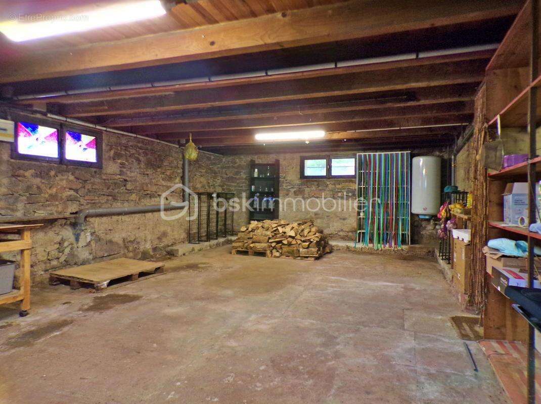 Maison à VERRERIES-DE-MOUSSANS