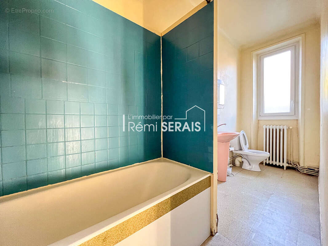 Appartement à CONDE-SUR-NOIREAU