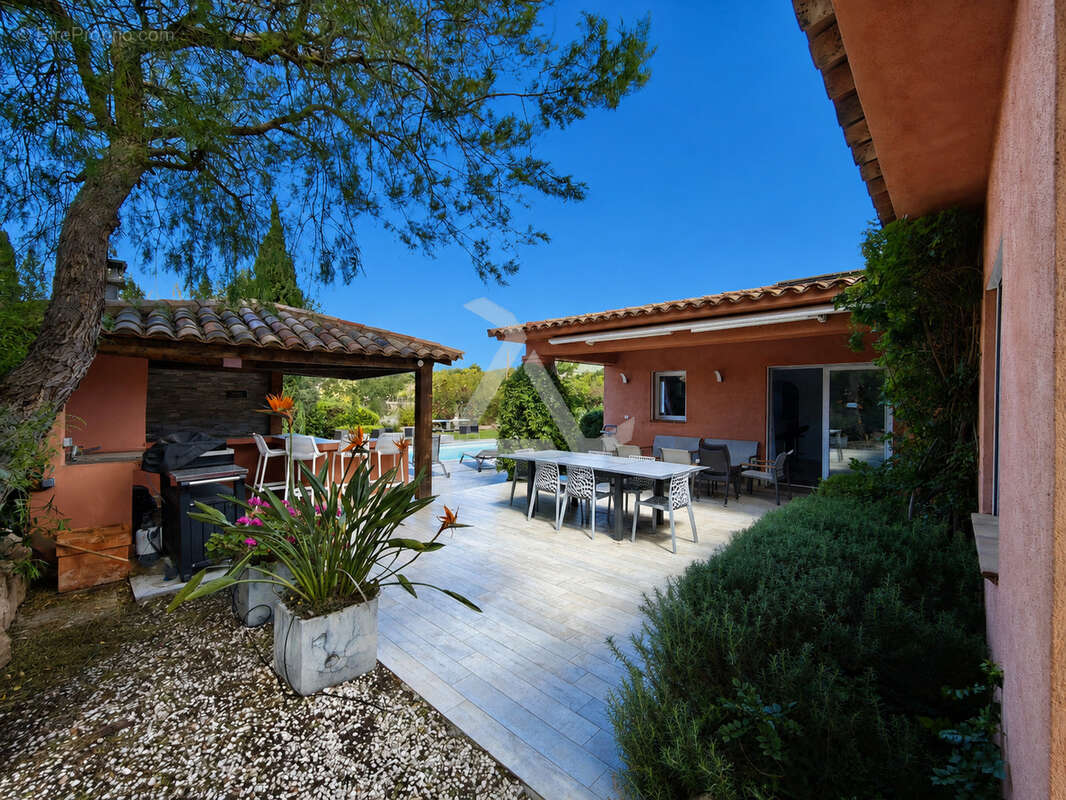 Maison à PORTO-VECCHIO