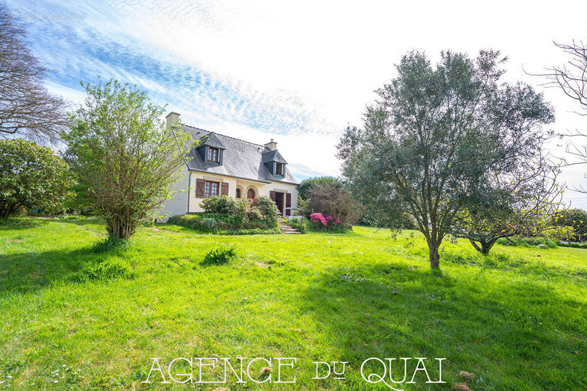 Maison à MELGVEN