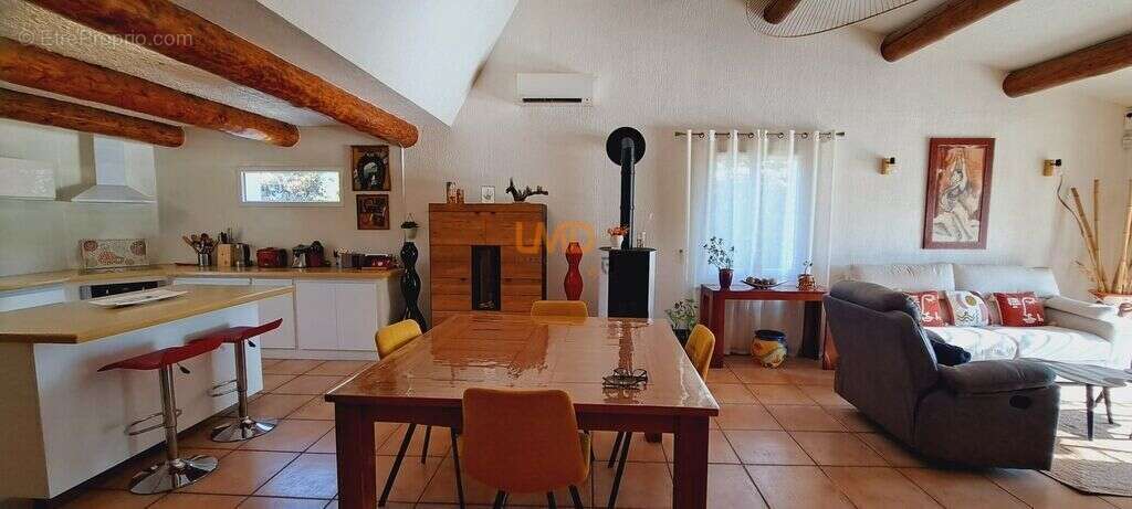 Maison à SAINT-GILLES