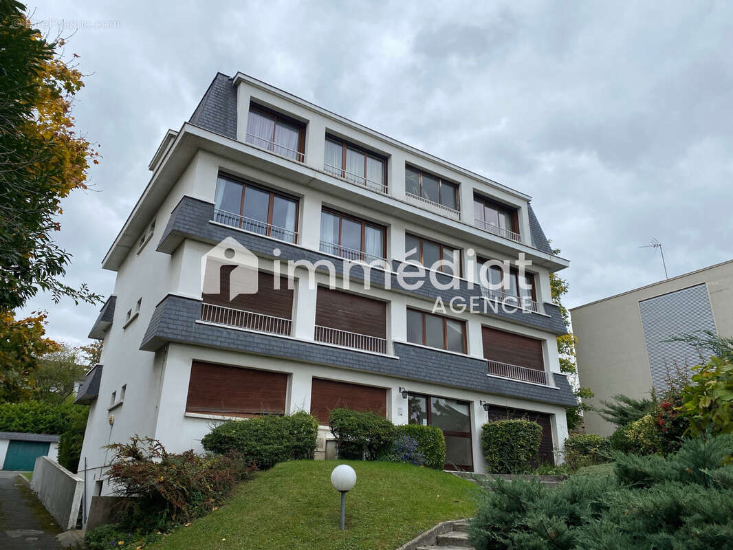 Appartement à RUEIL-MALMAISON