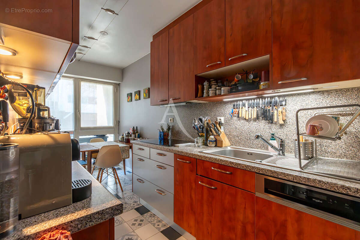 Appartement à PARIS-12E