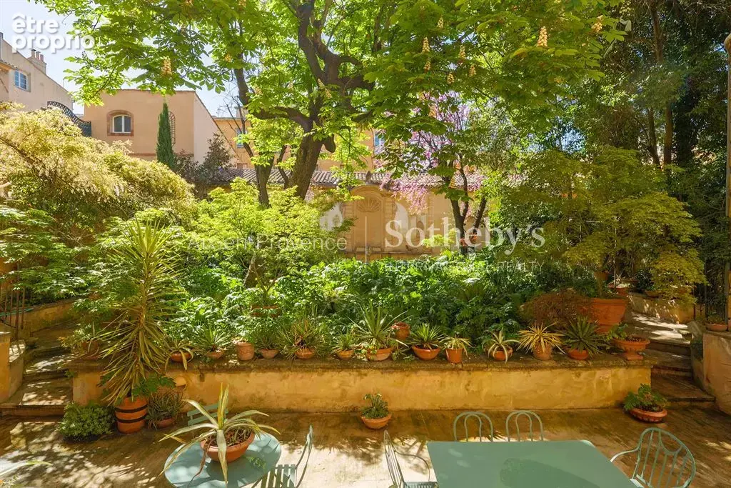 Appartement d'exception avec piscine et jardin au coeur du quartier Mazarin - photo 10