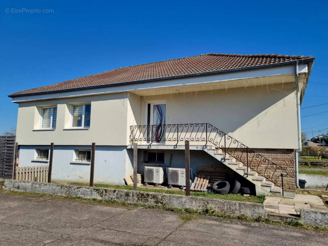Maison à AVRICOURT