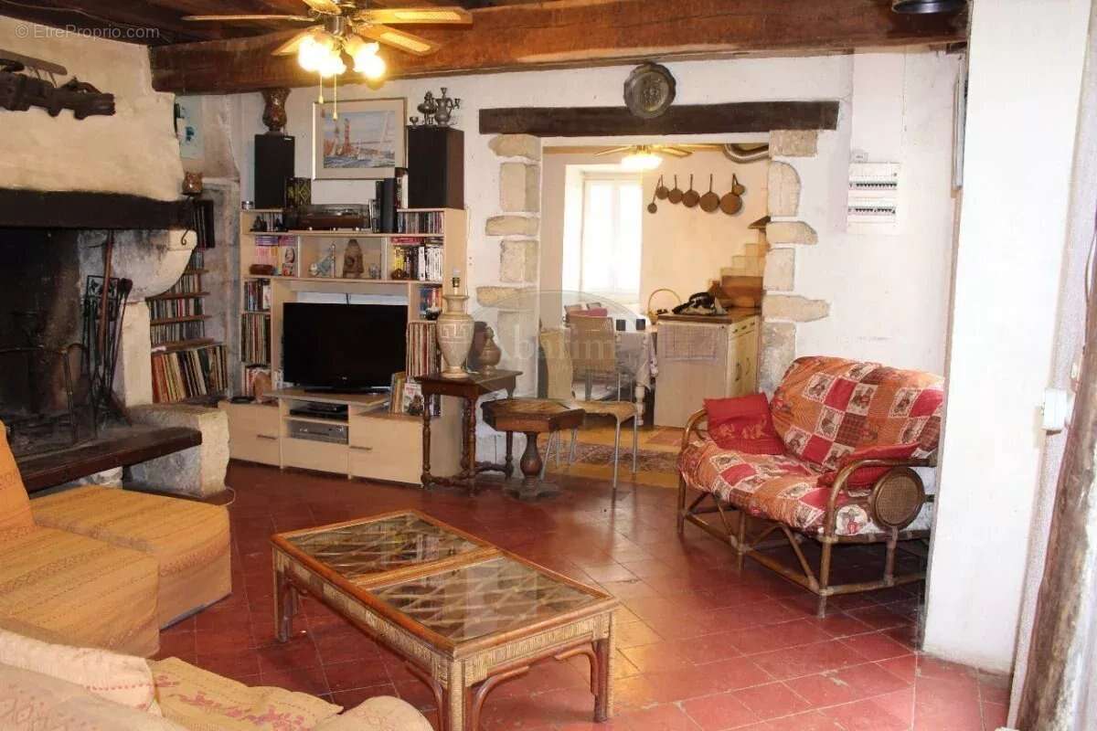 Maison à BRASSEMPOUY