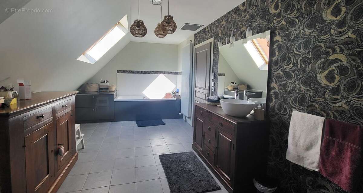 Maison à MONTIGNY-EN-OSTREVENT