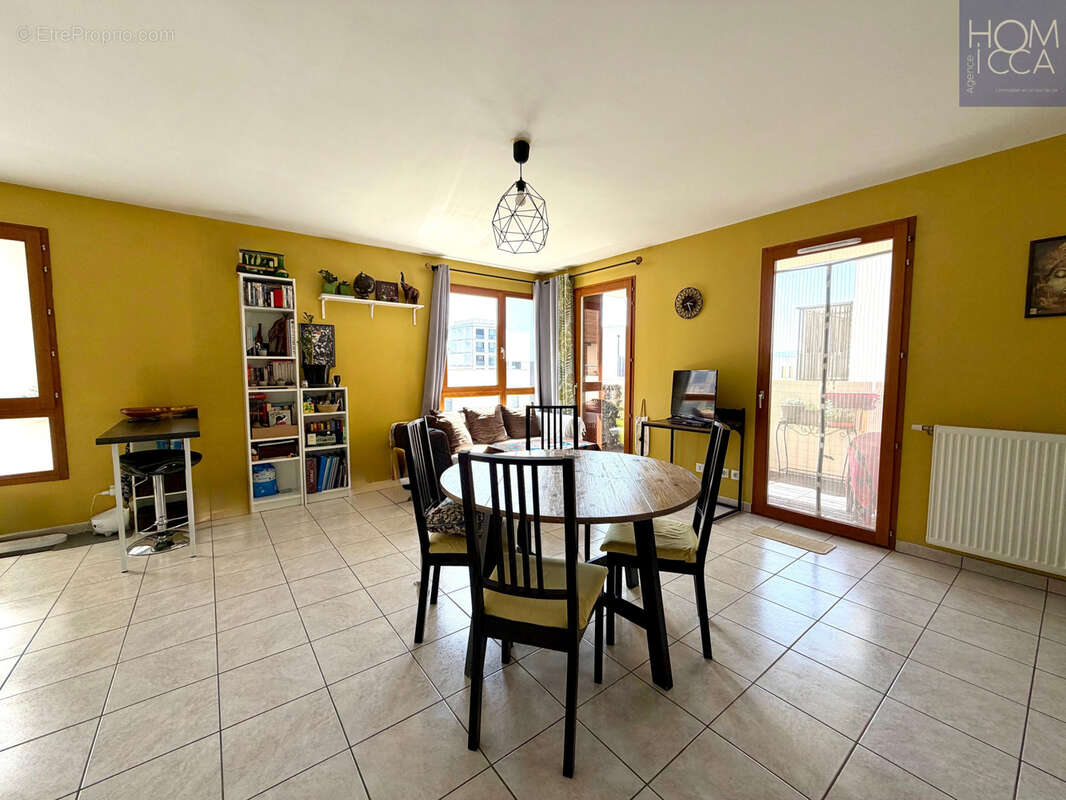 Appartement à LYON-9E