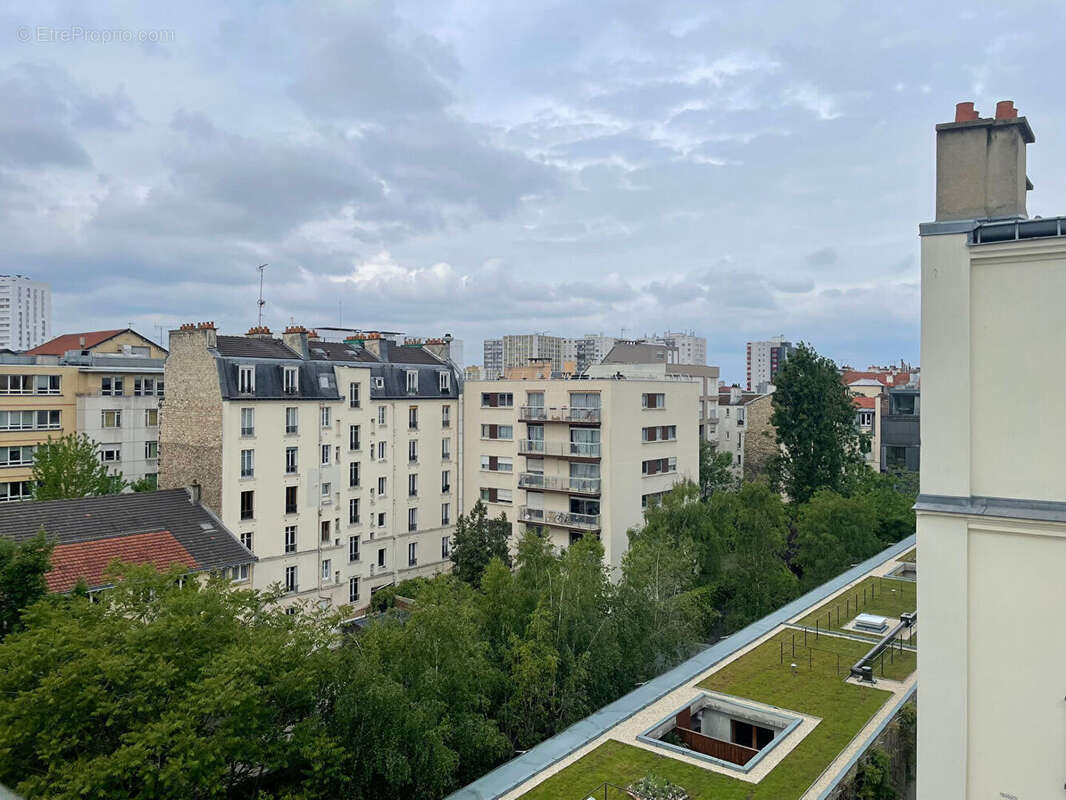 Appartement à PARIS-14E