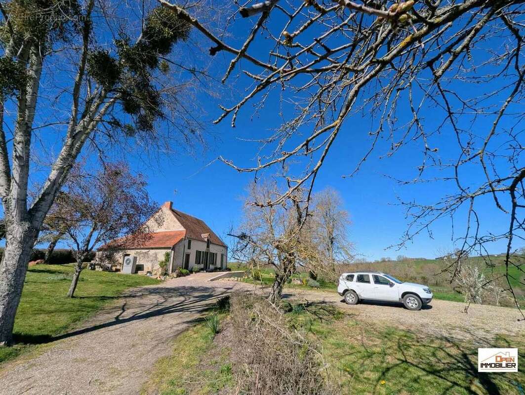 Maison à POULIGNY-NOTRE-DAME