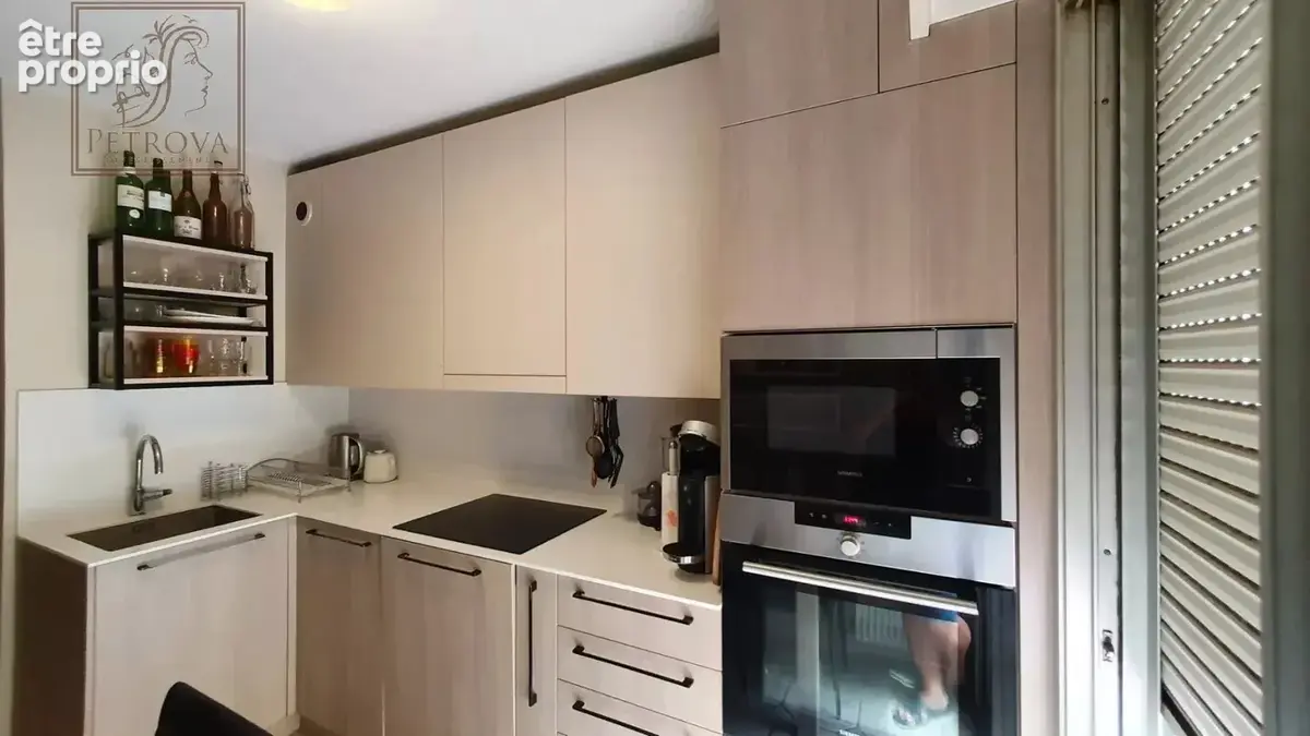 Nice Centre  -  Superbe 3 Pièces 71 m² avec 3 balcons et parking privatif - photo 6