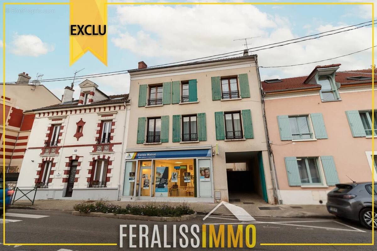 Appartement à VAUX-SUR-SEINE