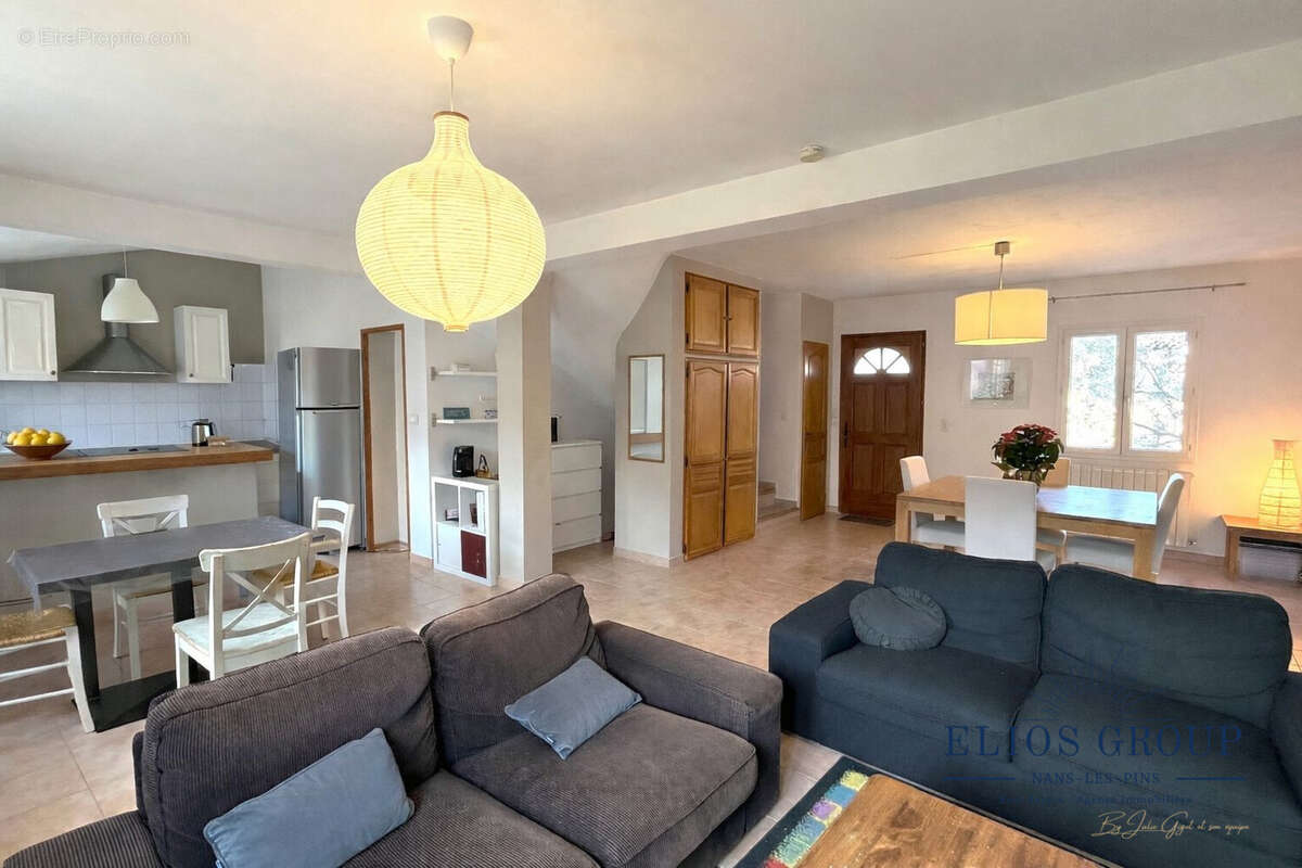 Maison à SAINT-MAXIMIN-LA-SAINTE-BAUME