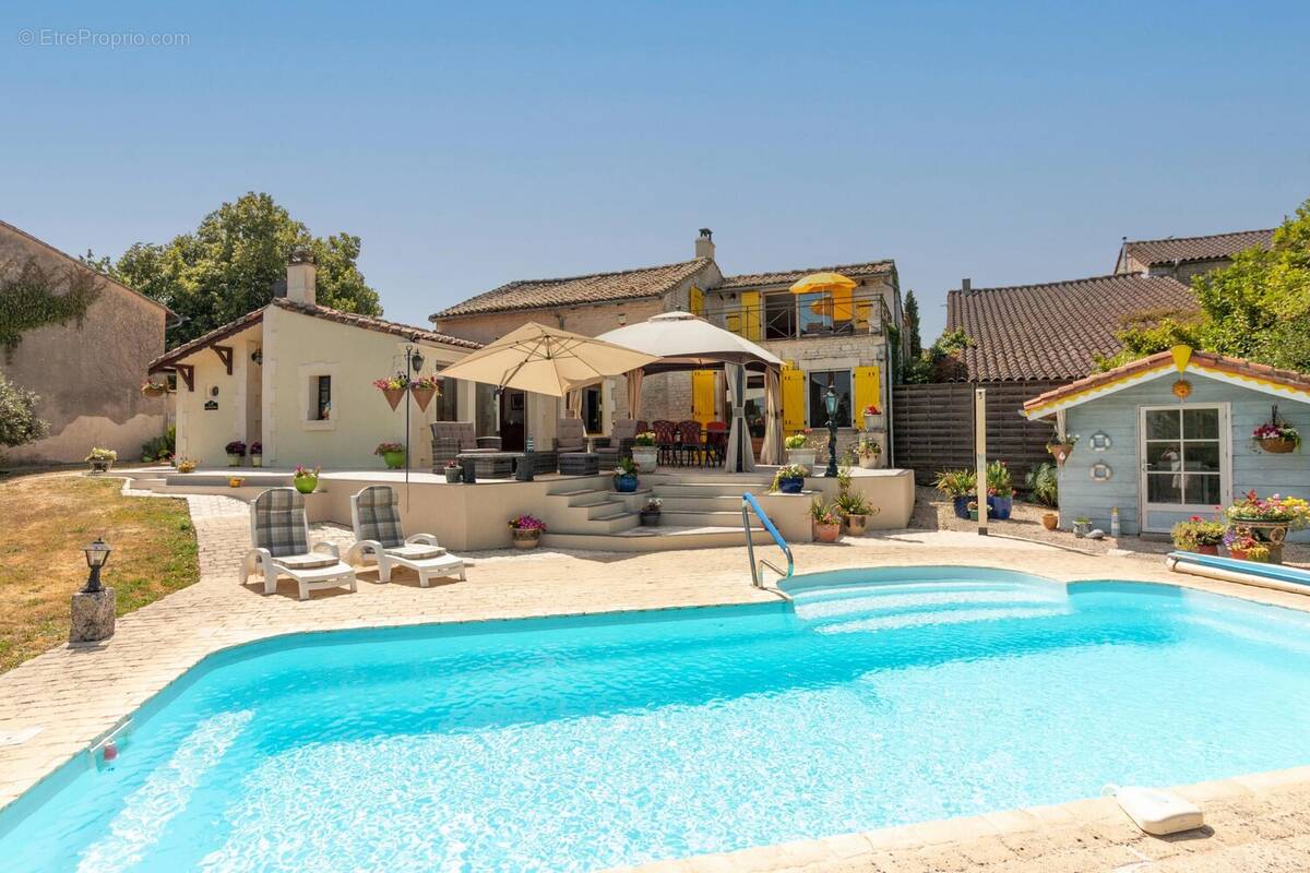 Maison à ROUILLAC