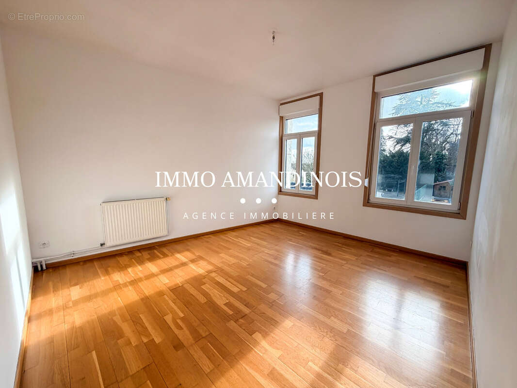 Maison à THUN-SAINT-AMAND