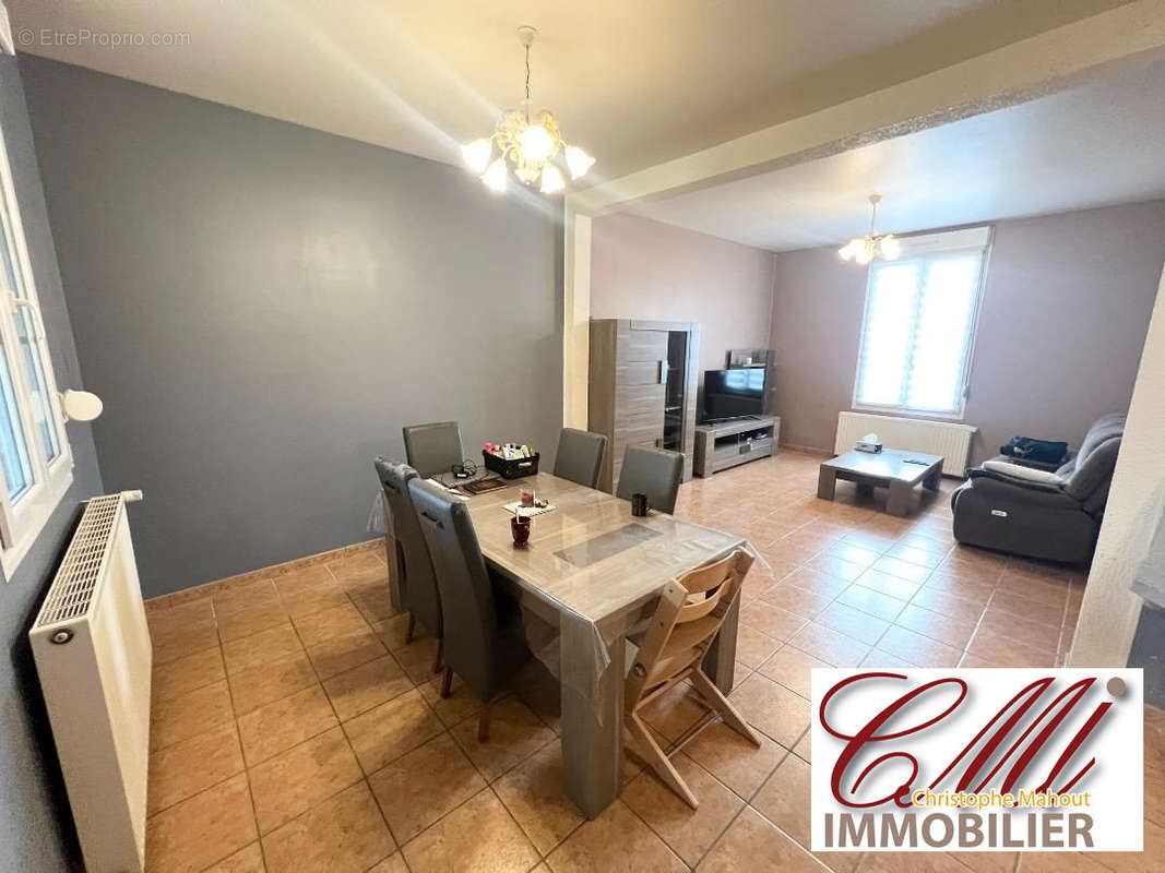 Maison à HEILTZ-LE-MAURUPT