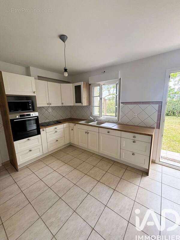 Photo 6 - Maison à YZEURES-SUR-CREUSE