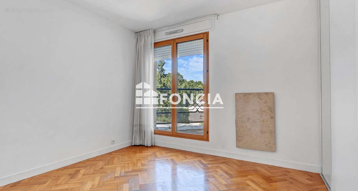 Appartement 4 pièces récent situé Rue Auguste MOUNIE EN HYPER-CENTRE-VILLE - photo 20