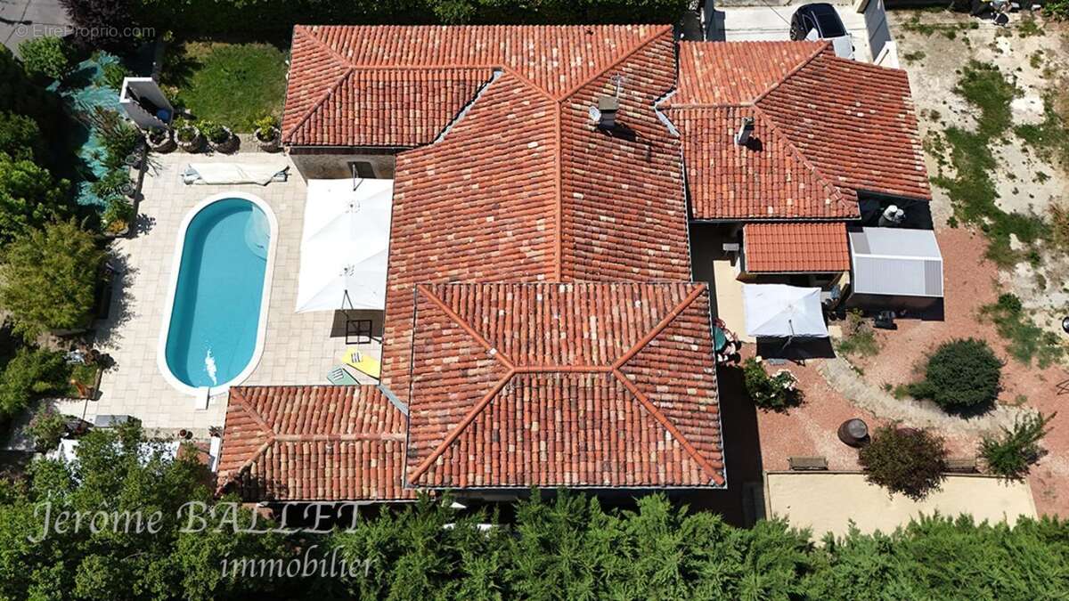 Maison à CAZAUBON