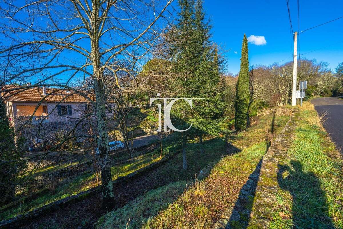 Maison à LAURAC-EN-VIVARAIS