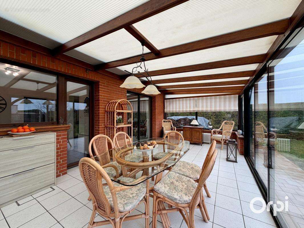 Maison à OYE-PLAGE