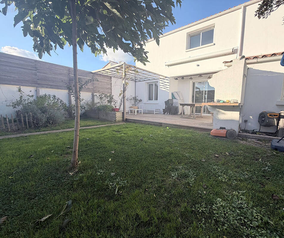 Maison à LA ROCHELLE