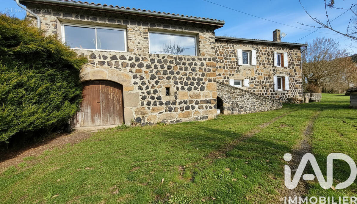 Photo 1 - Maison à LE MONASTIER-SUR-GAZEILLE