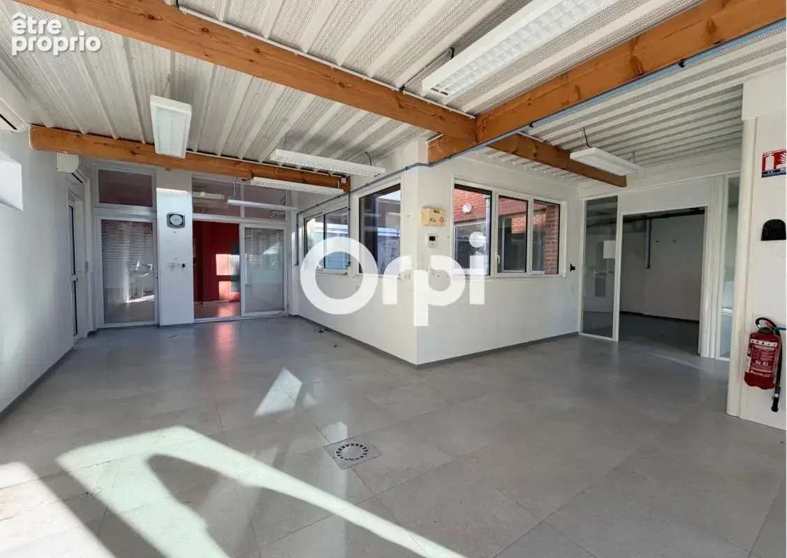 Photo Commerce à Seclin au prix de 415 000€