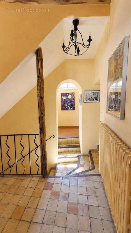 Superbe maison de village avec terrasse et cave - photo 15