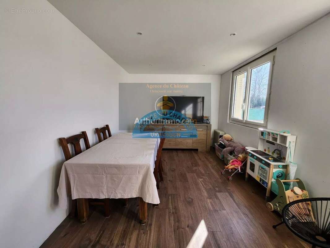 Maison à ORMESSON-SUR-MARNE