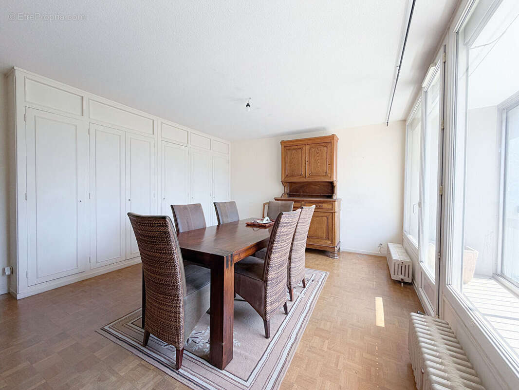 Appartement à CLUSES