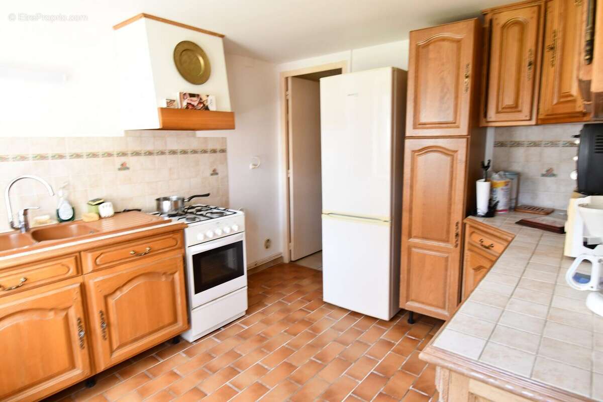 Maison à MONTSAUCHE-LES-SETTONS