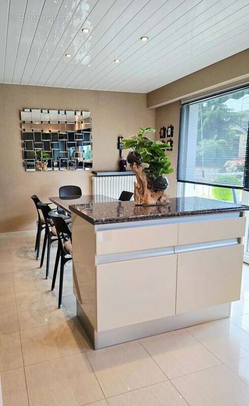 Maison 152 m² à Saint-Nicolas-De-Port  - photo 6