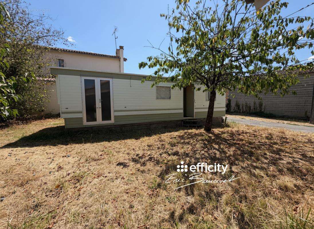 Maison 85 m² à Coutieres  - photo 7