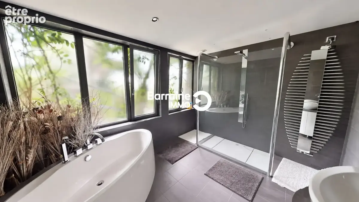 A vendre brest centre-ville propriété 285,66 m² habitables garage jardin clos - photo 9