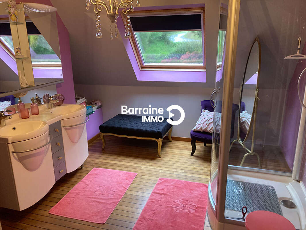 Maison à GUERLESQUIN