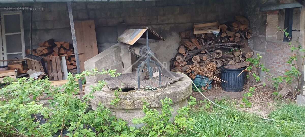 Maison à SAINT-MENOUX