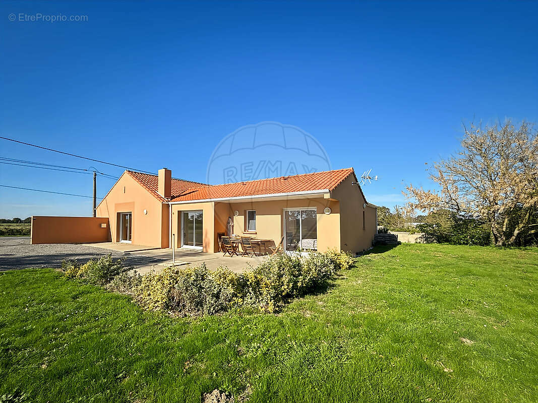 Maison à SAINTE-PAZANNE