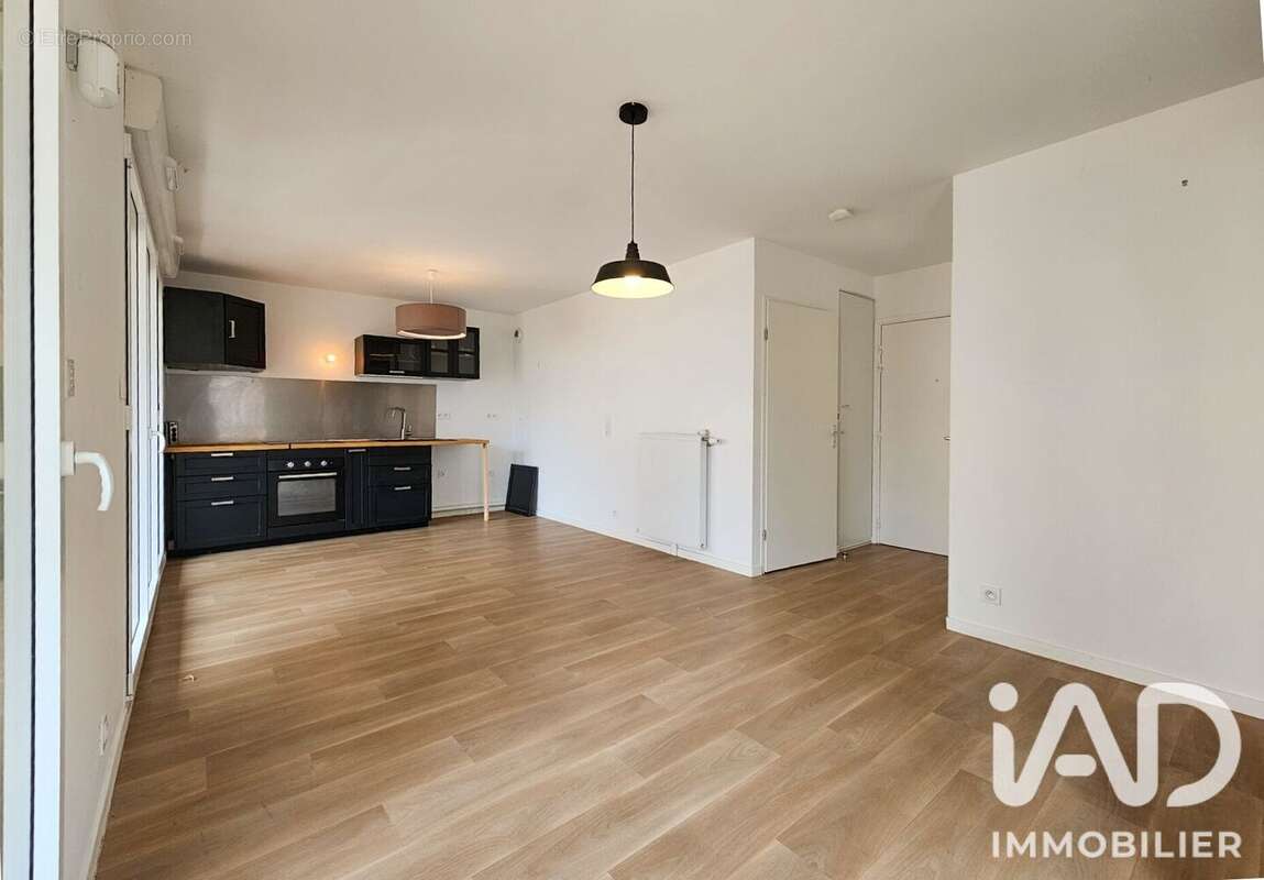 Appartement 32 m² à Carrieres-Sous-Poissy  - photo 4