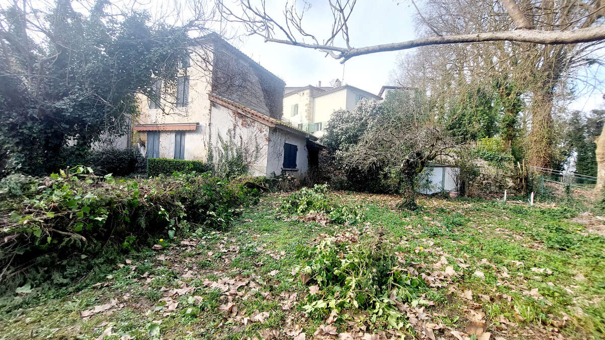 Maison à LA REOLE