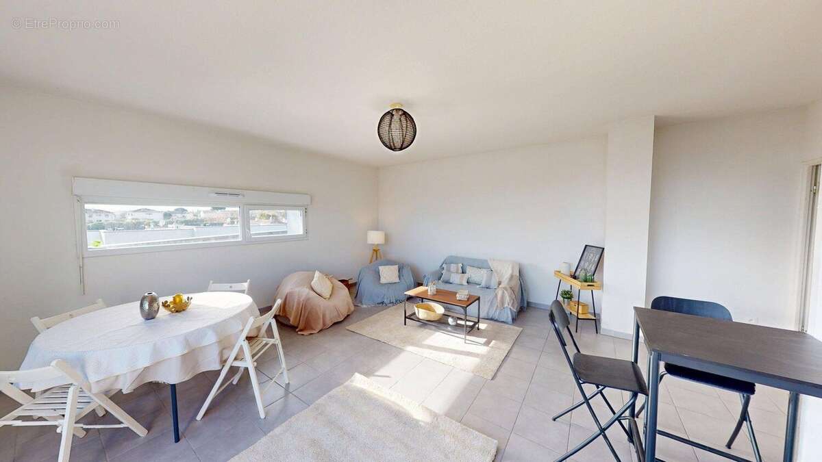 Appartement à COLOMIERS