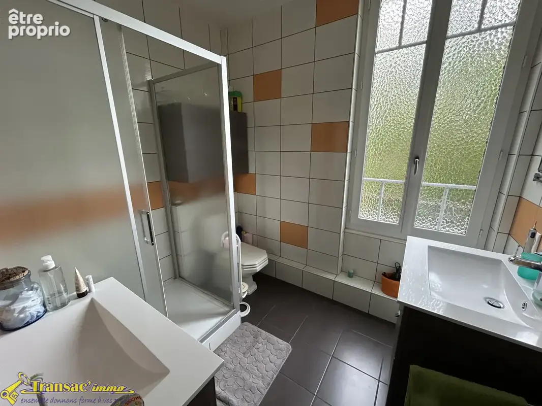 Propriété 6 pièces 150m2 avec terrain arboré et garage - photo 14