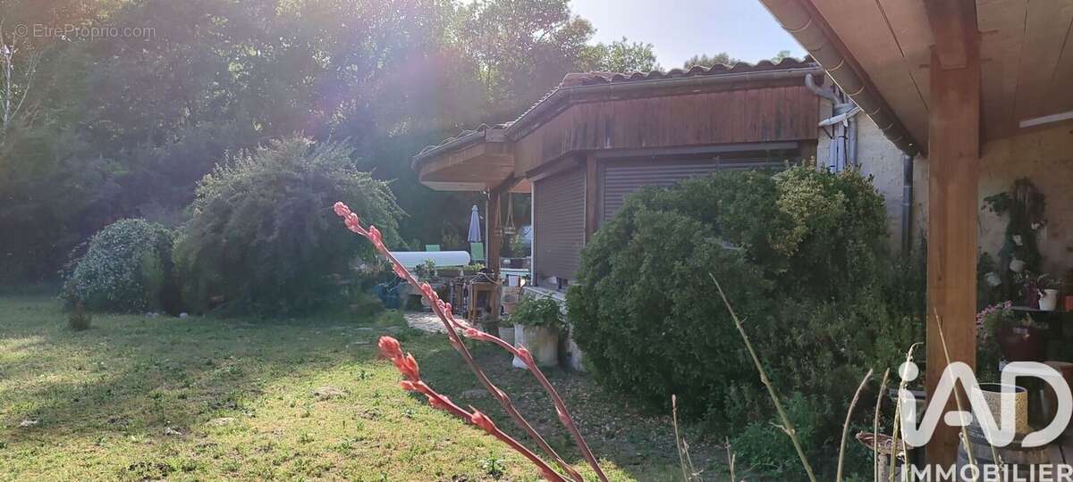 Photo 5 - Maison à LAVARDAC