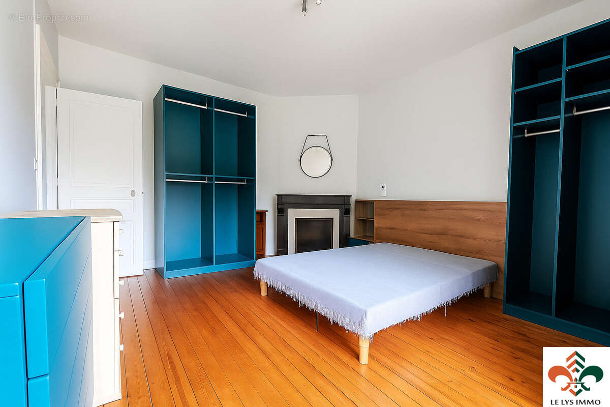 Maison à VILLESENEUX