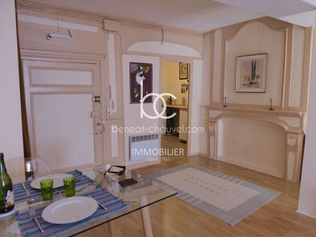 Appartement Vannes 1 pièce(s) 34 m2 INTRAMUROS avec coin nuit séparé - photo 2
